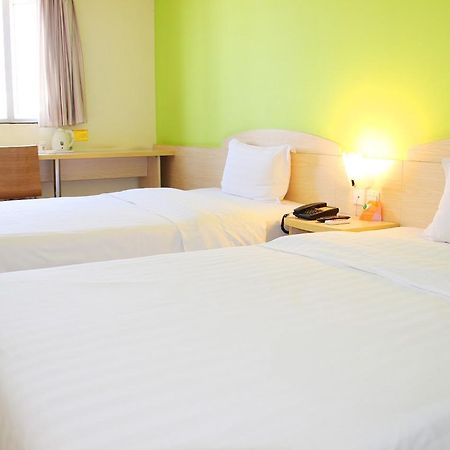 7Days Inn Dongguan Houjie Conference & Exhibition Center Экстерьер фото