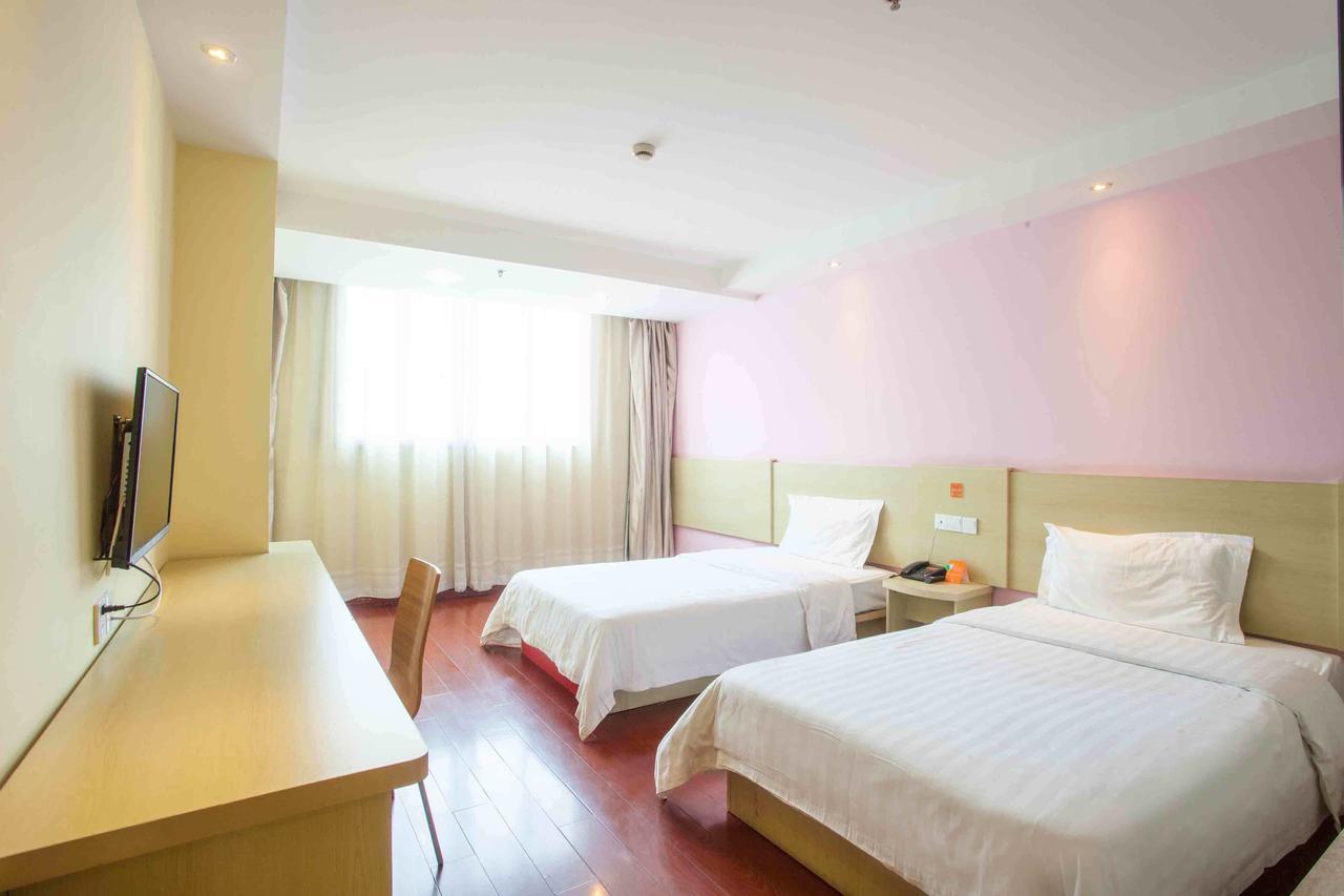 7Days Inn Dongguan Houjie Conference & Exhibition Center Номер фото