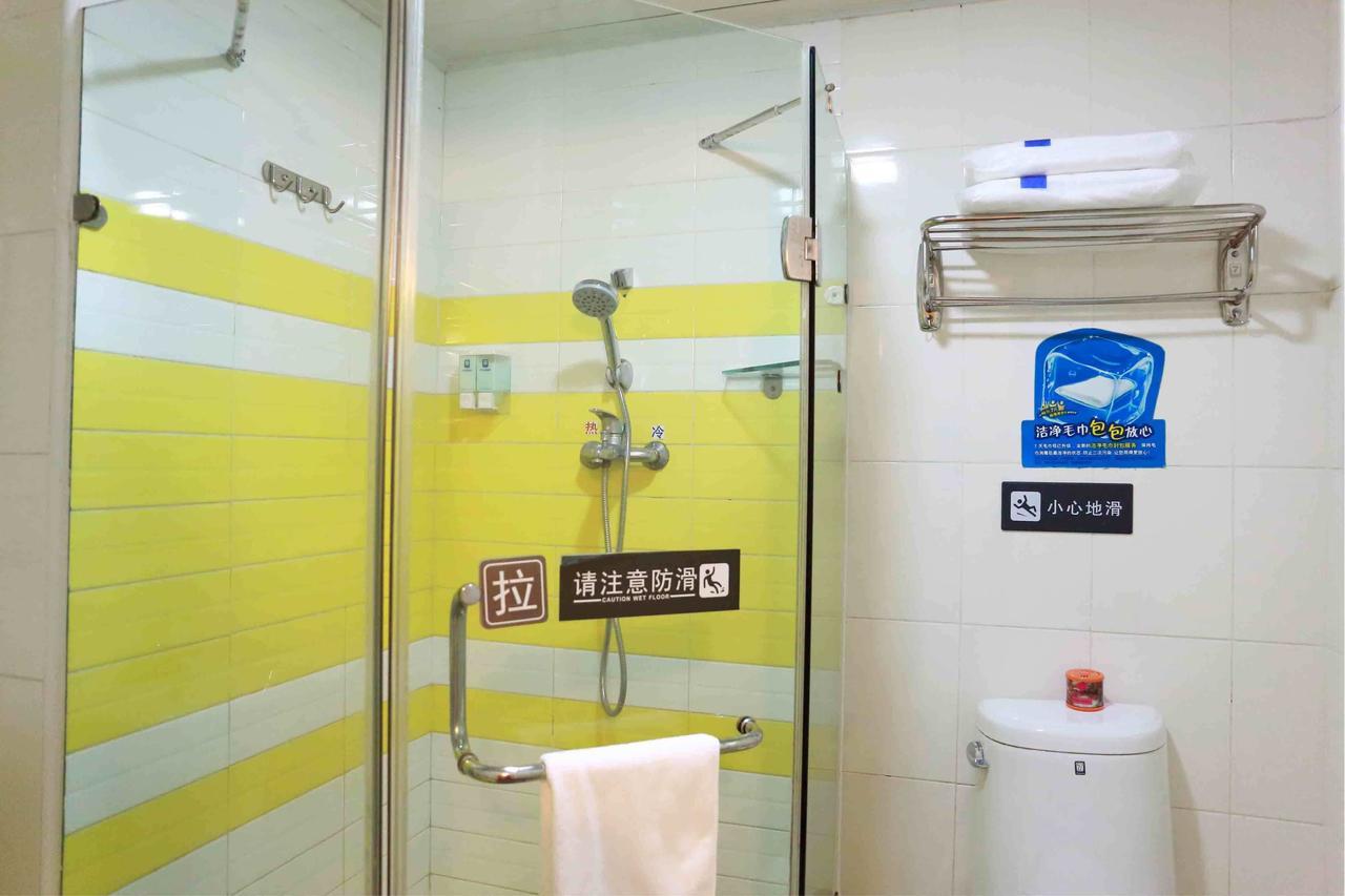 7Days Inn Dongguan Houjie Conference & Exhibition Center Номер фото